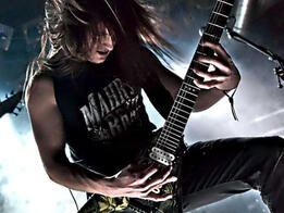 empiriecom people: Entwickler bei Tag - Rockstar bei Nacht